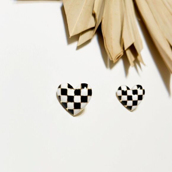 Black and white Heart earrings #60 - Picture 1 of 5